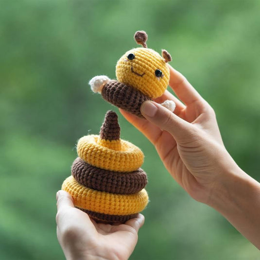 Bumblebee Stacker Crochet Kit