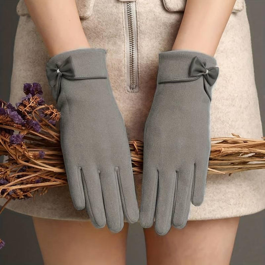 Bow-Touch Winter Gloves