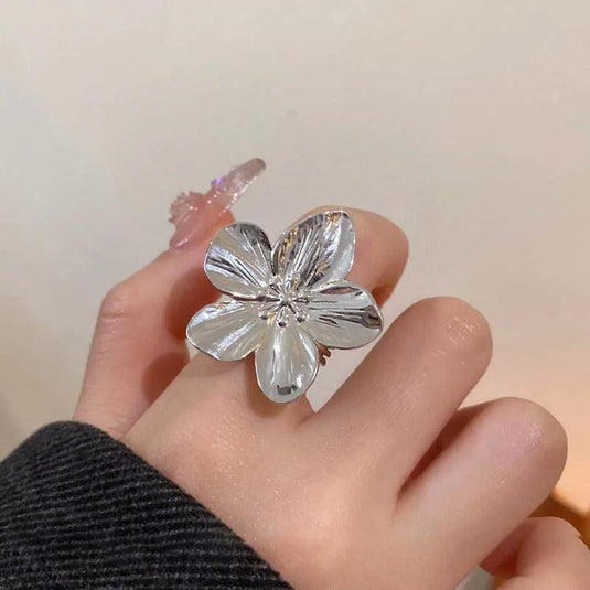 Jolene Adjustable Flower Ring™