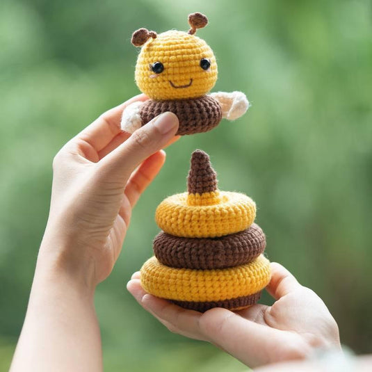 Bumblebee Stacker Crochet Kit